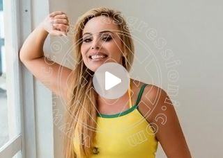 Video escort amira doll brescia